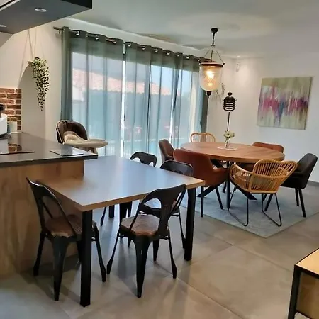 Magnifique Avec Piscine Poulx